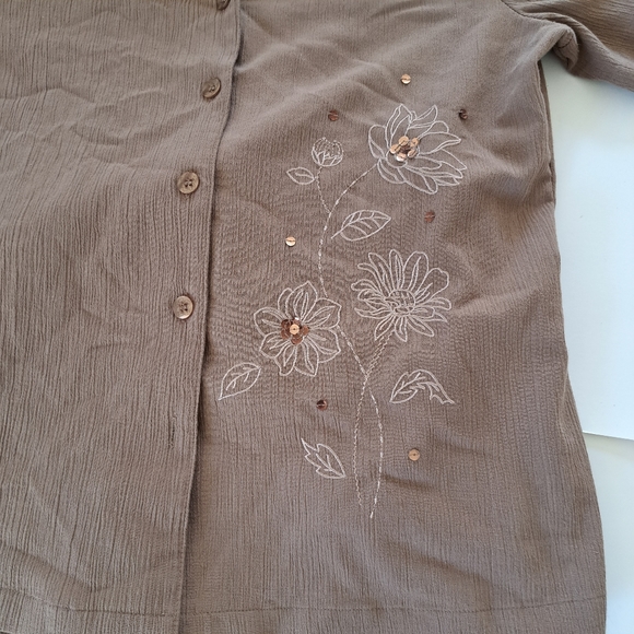 Women's Pant Suit...Pants And Shirt Combination. - Picture 3 of 10